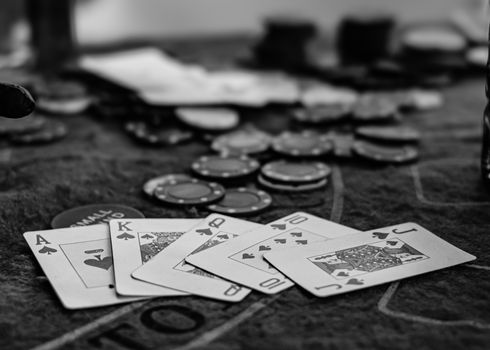 Poznejte 10 nejčastějších chyb v pokeru a jak je opravit!